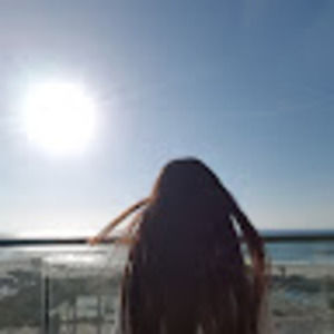 Meet your Posher, Ilay